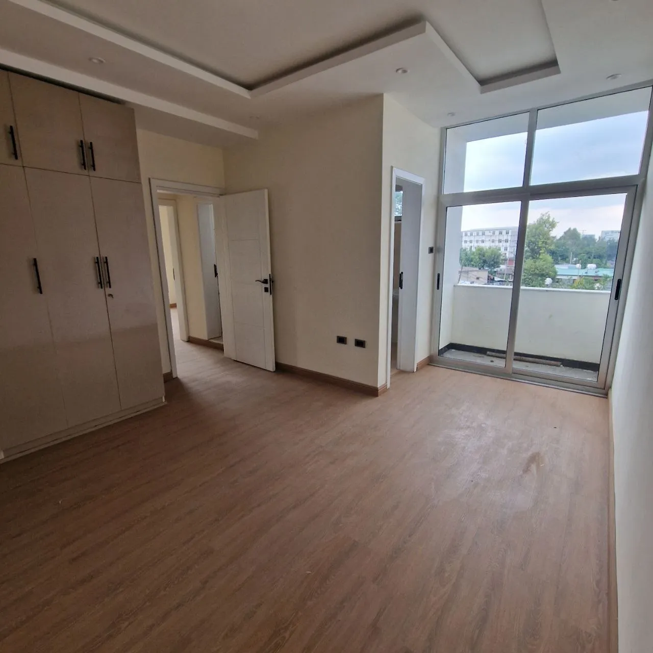 Modern 3 Bedroom Apartment in Kera – photo 10