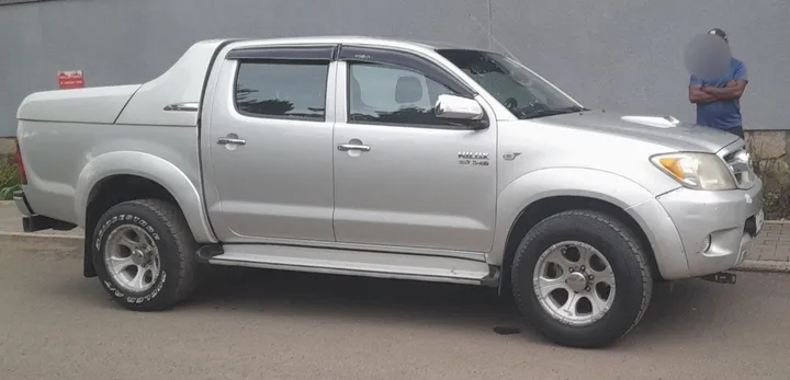 Toyota Hilux Double Cab 2010 – photo 3