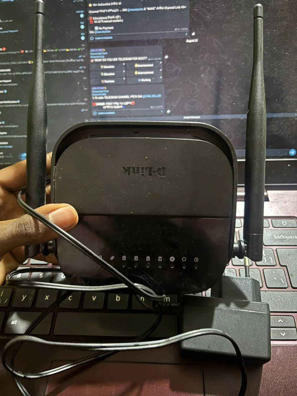 D-Link DSL-124 Wireless Router – photo 3