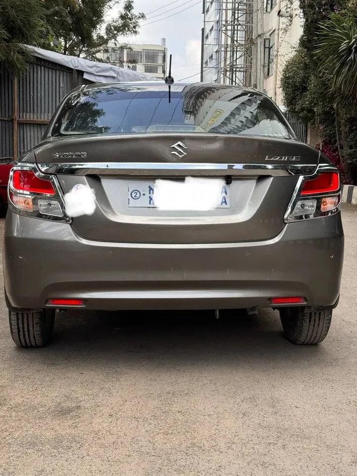 Suzuki Dzire 2022 Automatic – photo 3