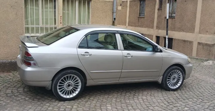 Toyota Corolla 2003 Automatic – photo 3
