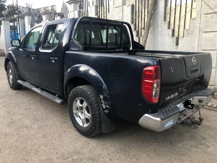 Nissan Navara Automatic 2009 – photo 6