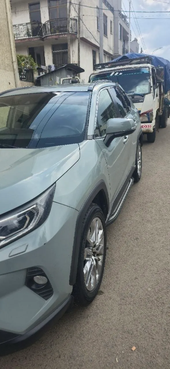 Toyota Rav4 2020 Automatic 2.0L – photo 4
