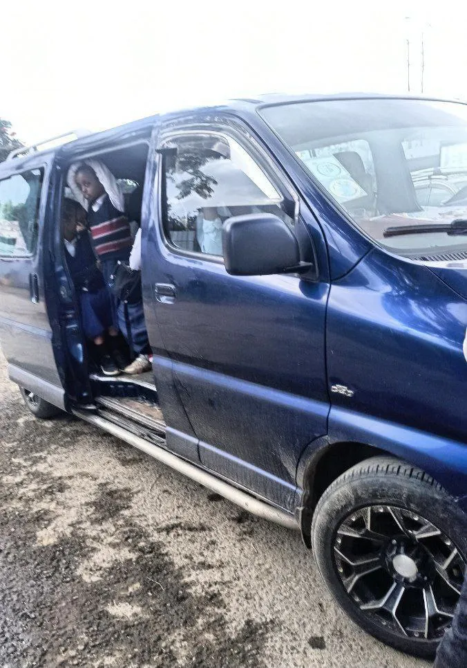 Toyota Shark Van 2007 Manual – photo 7