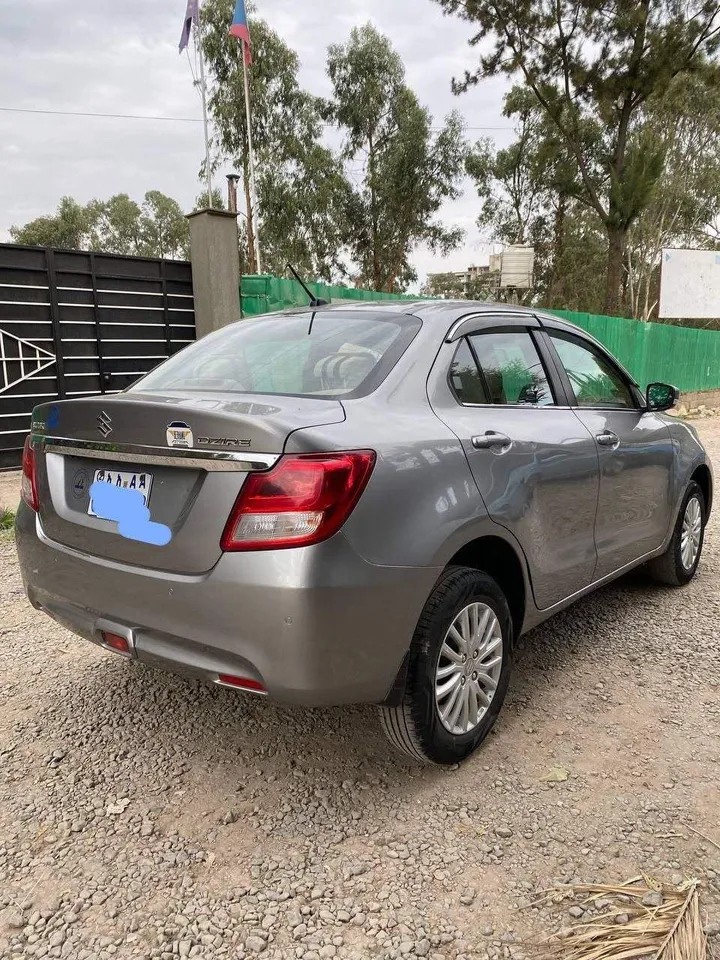 Suzuki Dzire 2022 Automatic – photo 4