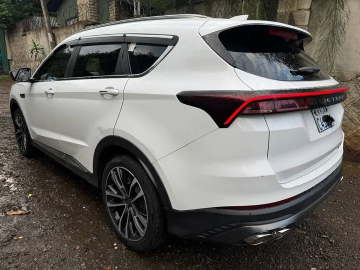 Jetour X70 Plus 2023 – photo 9