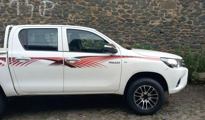 Toyota Hilux Double Cab 2016 – photo 4