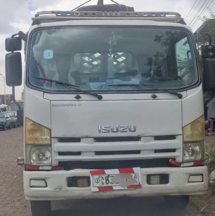 Isuzu Obama Truck 2021 – photo 4