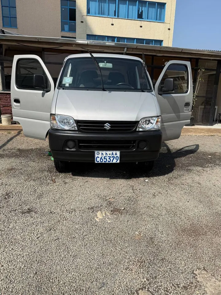 Suzuki Mini Van 2024 – photo 4
