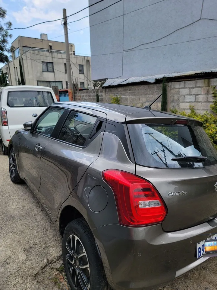 Suzuki Swift 2021 Automatic – photo 3
