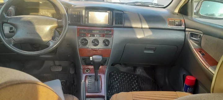 Toyota Corolla 2005 Sedan – photo 3