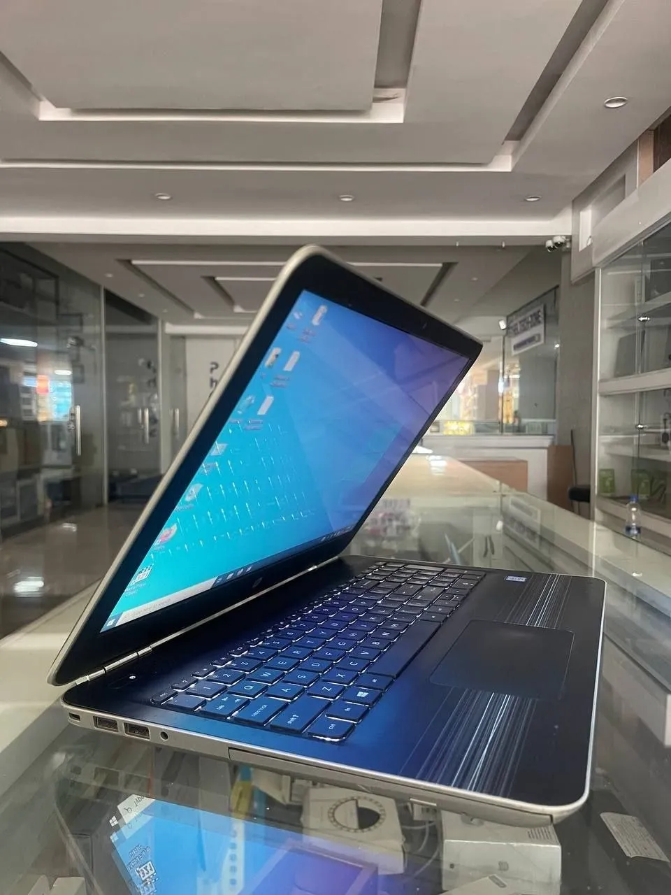 HP Pavilion Touchscreen i5 Laptop – photo 3