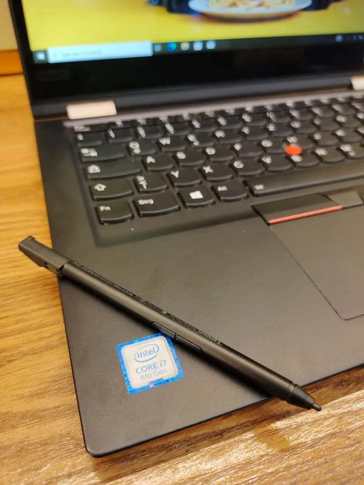 Lenovo ThinkPad Yoga X390 Laptop – photo 3
