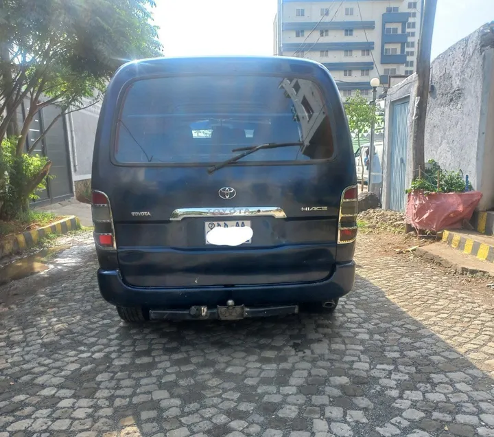 Toyota D4D Shark Van 2008 – photo 3