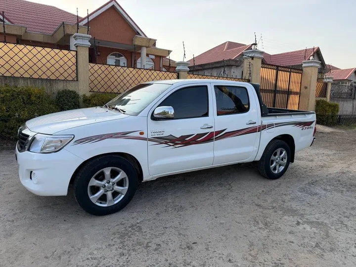 Toyota Hilux D4D Double Cab 2015 – photo 4