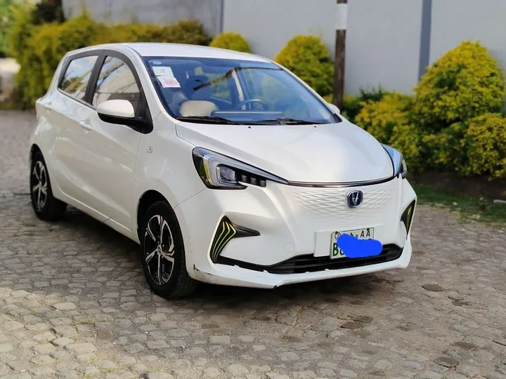 Changan E-Star 2024 Electric Compact – photo 3