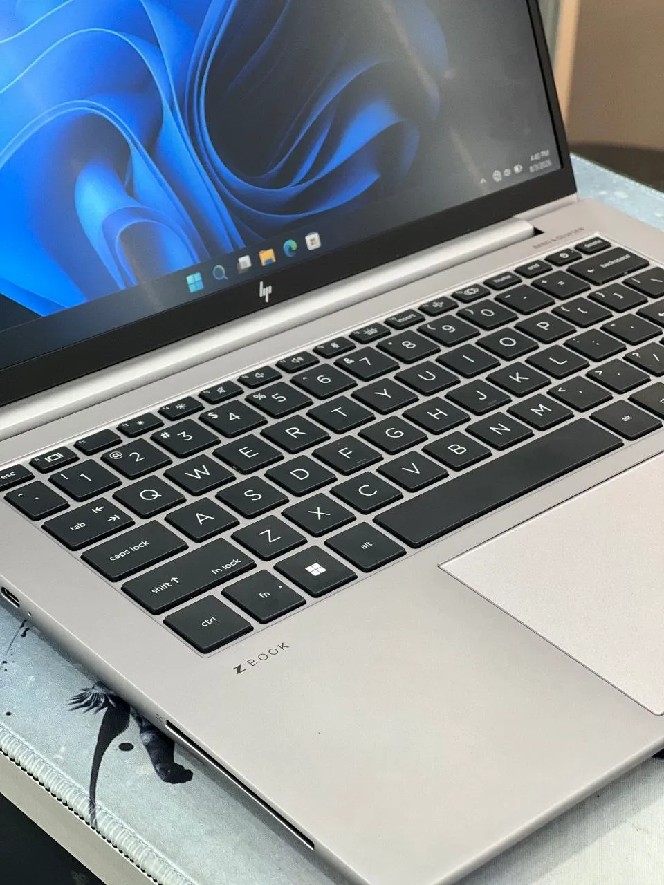 HP ZBook Firefly 14 G10 Laptop – photo 3