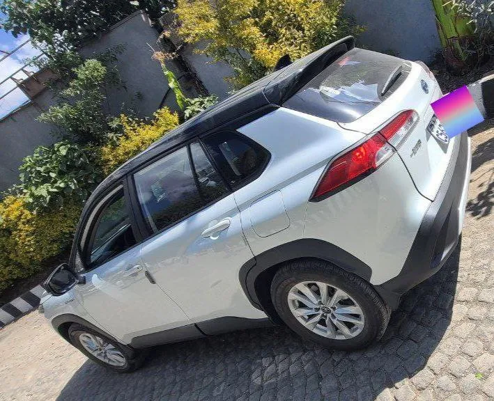 Toyota Corolla Cross Hybrid 2022 – photo 4